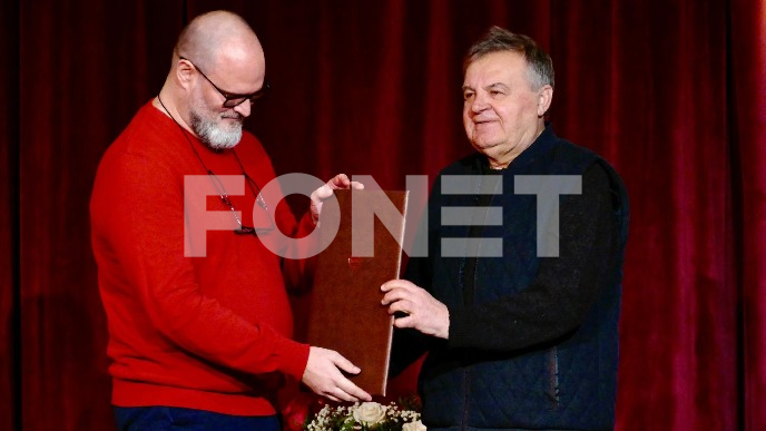 Roman nastao iz tame